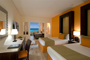 Family Concierge Luxury Ocean View Junior Suite - All-Inclusive