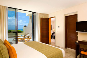 Royal Service Deluxe Ocean View Junior Suite - All-Inclusive